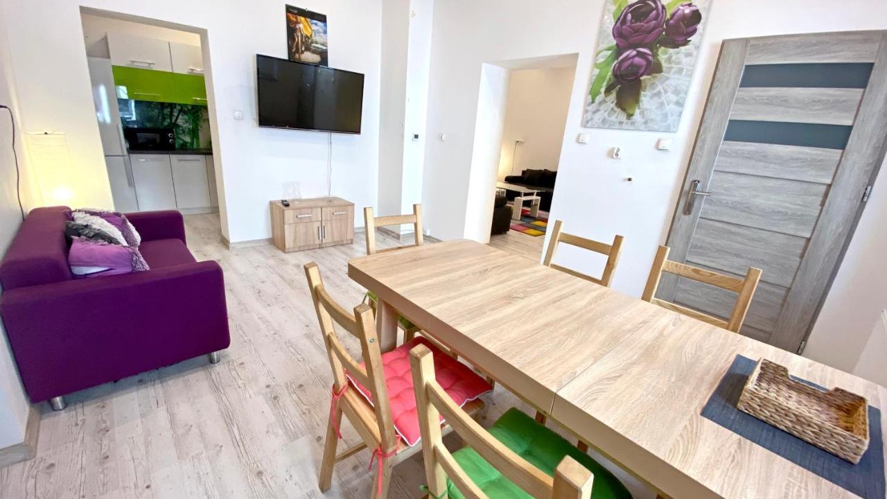 Zabrze, W Centrum Z Prywatnym Parkingiem Apartment Zabrze