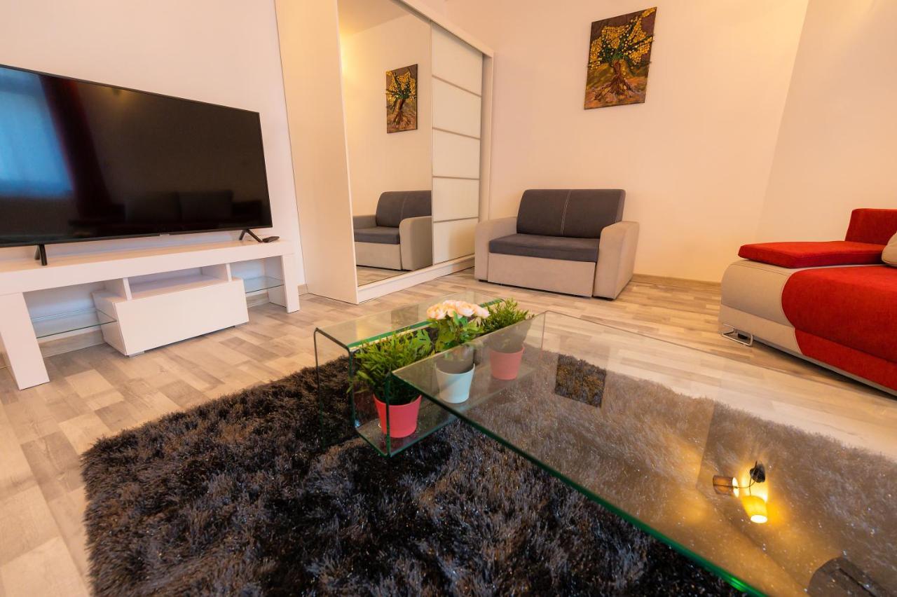 Apartment Zabrze, W Centrum Z Prywatnym Parkingiem *