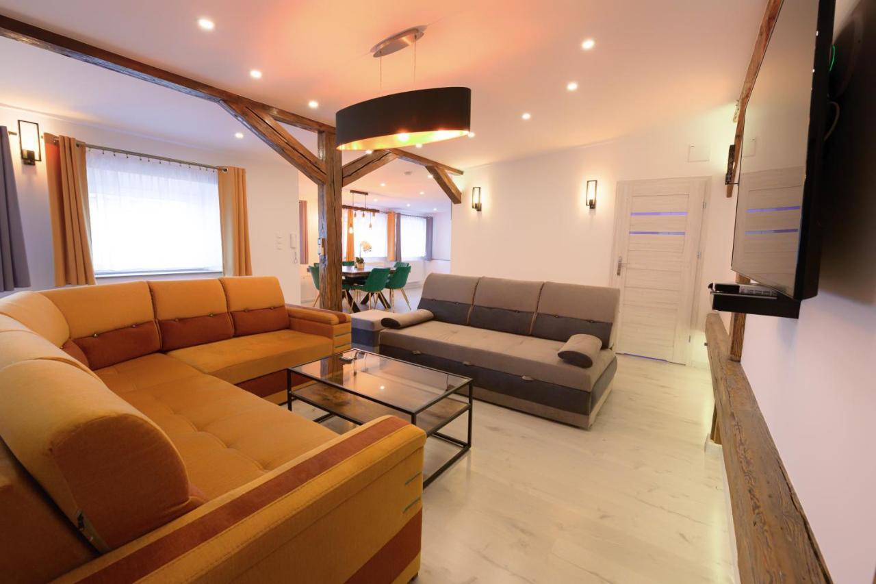 Zabrze, W Centrum Z Prywatnym Parkingiem Apartamento *